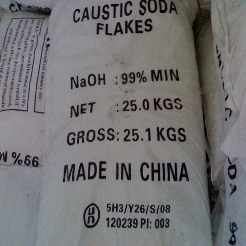 China manufacturer Flakes / Pearls / Solid 99% ( Sodium Hydroxide , NaOH ) Caustic Soda